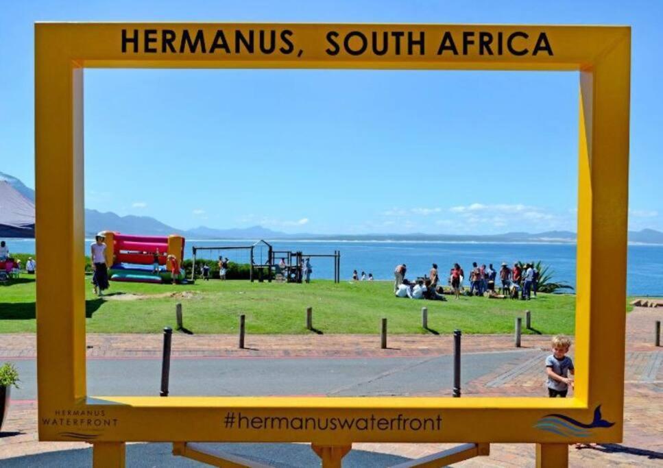 Hermanus Waterfront, Sea View Apartment With Balcony Екстериор снимка