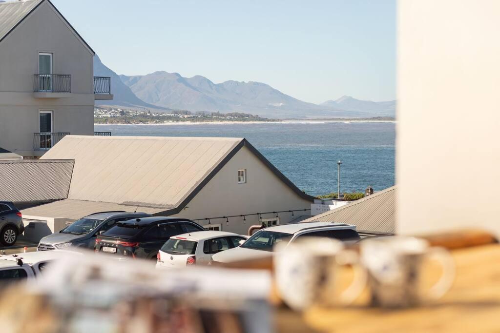 Hermanus Waterfront, Sea View Apartment With Balcony Екстериор снимка